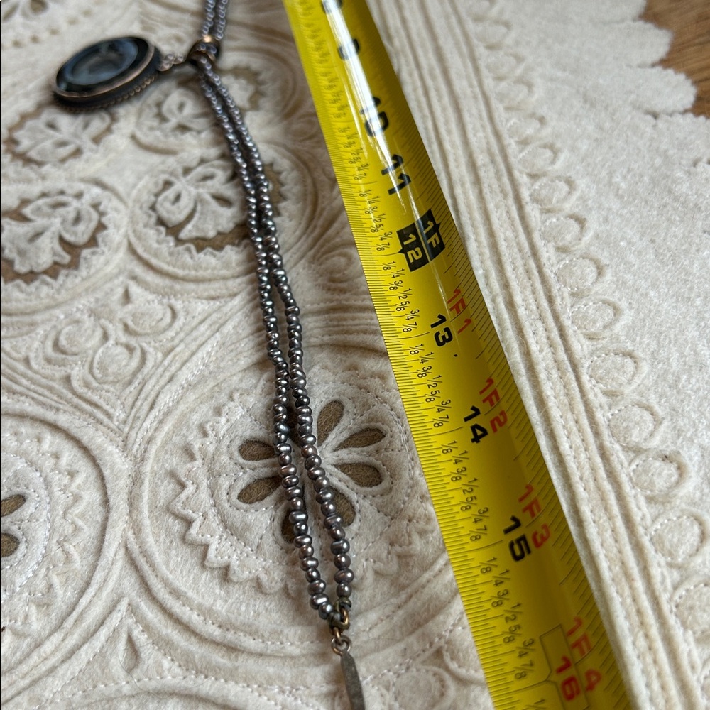 Extasia Intaglio and pearl Necklace - Picture 6 of 11